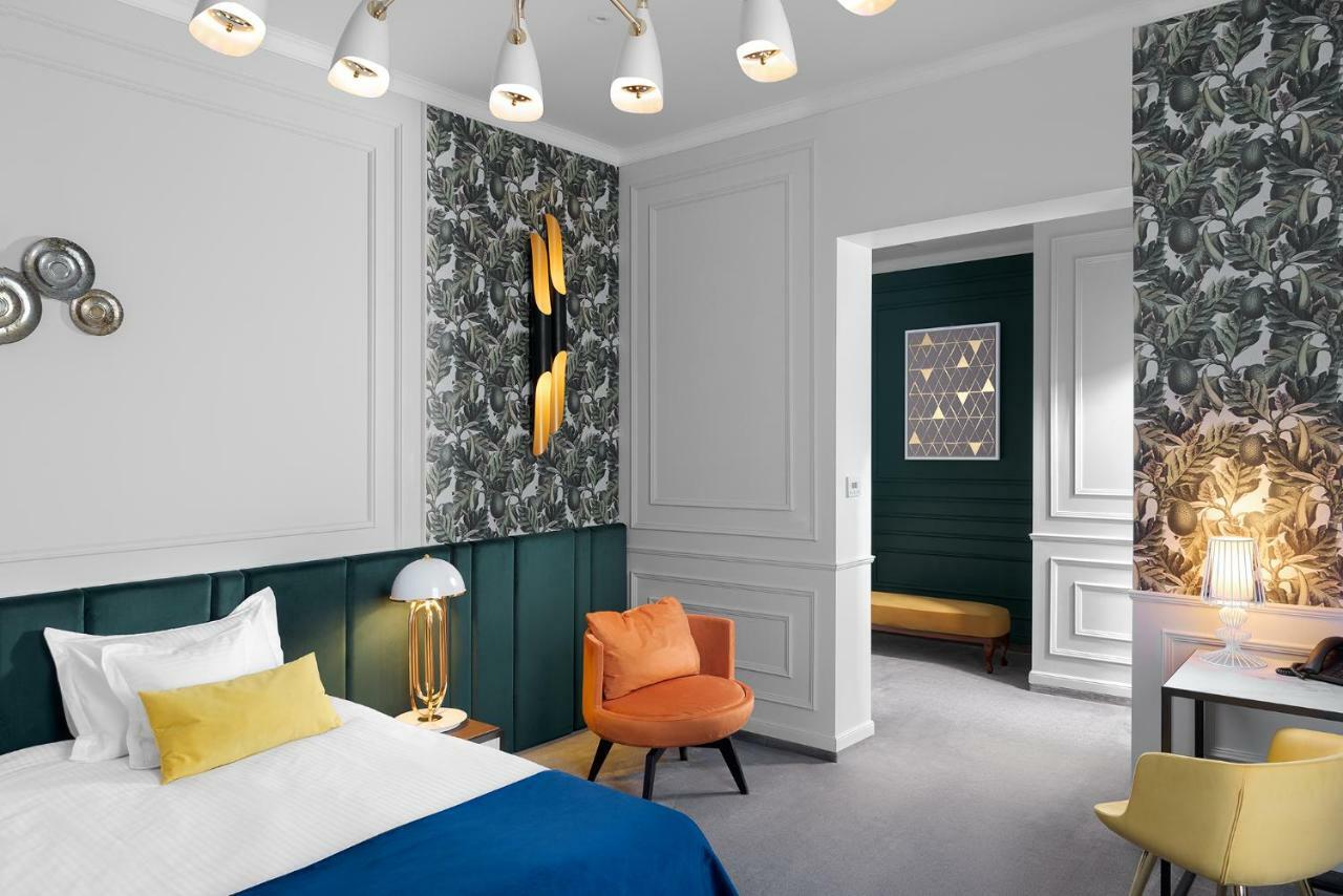 Hotel Del Corso ティミショアラ エクステリア 写真
